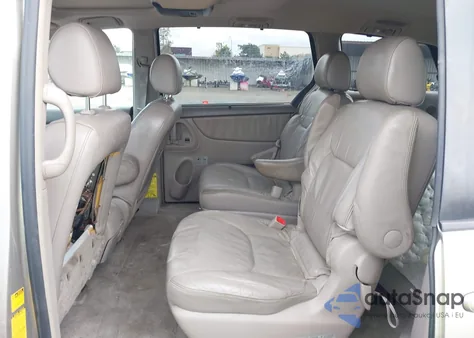 2005 Toyota Sienna Xle z USA, uszkodzony, nr VIN 5TDBA22C95S049565